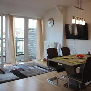 Apartment Am Fluss/park, Leipzig